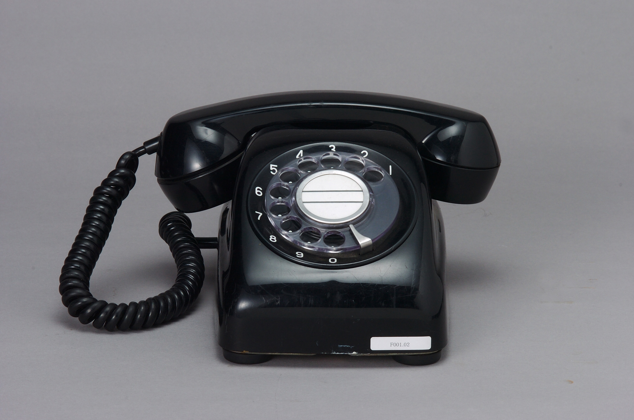 600形自動式卓上電話機