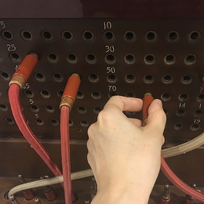 手動交換機左手元の写真