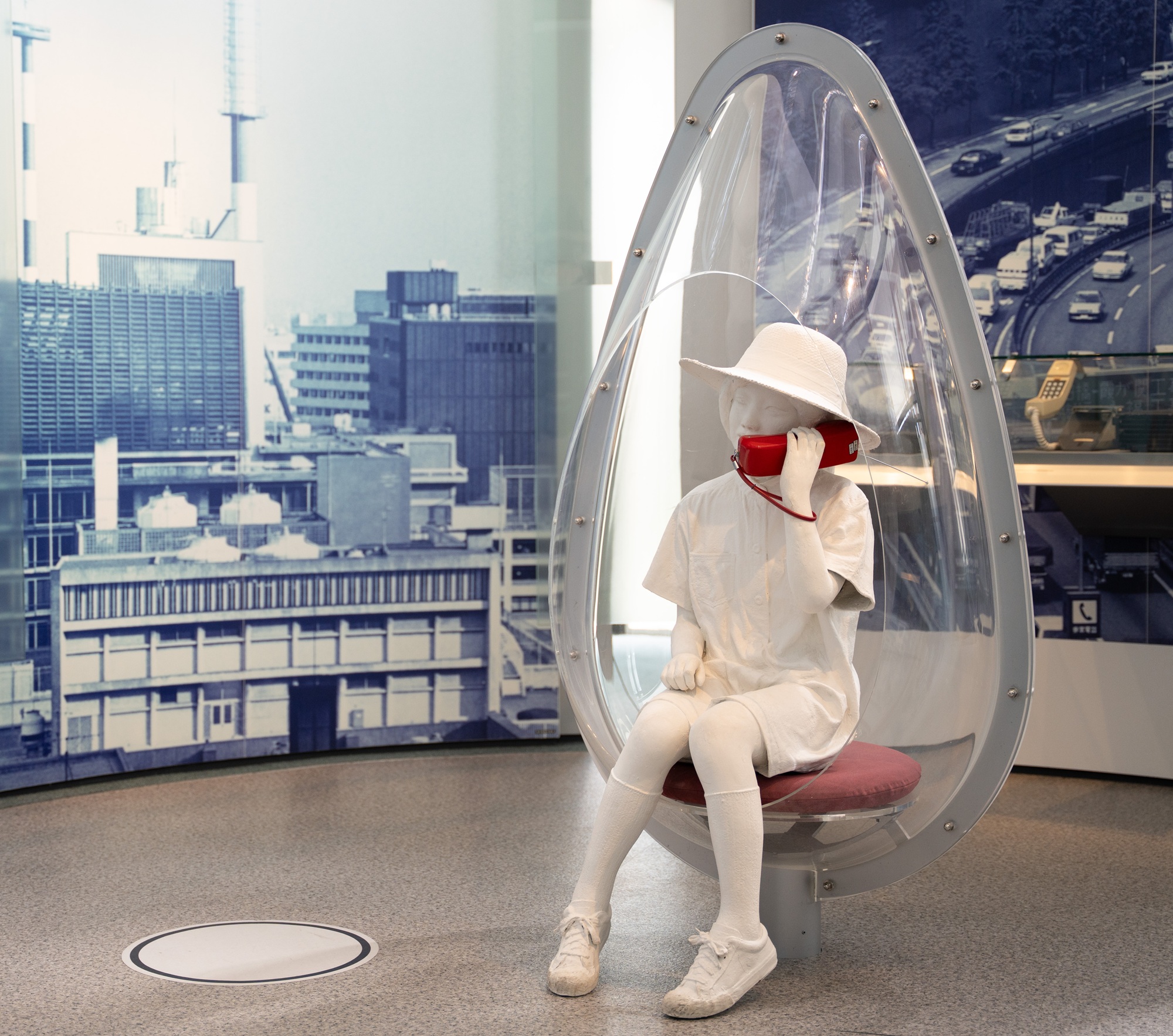 ワイヤレステレホンの実物の写真