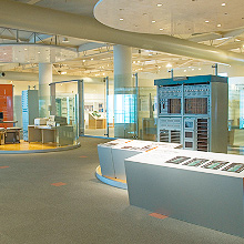 コンピュータとモバイルのひろばのフロアの写真