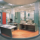 長崎無線電報サービスセンタの装置の写真