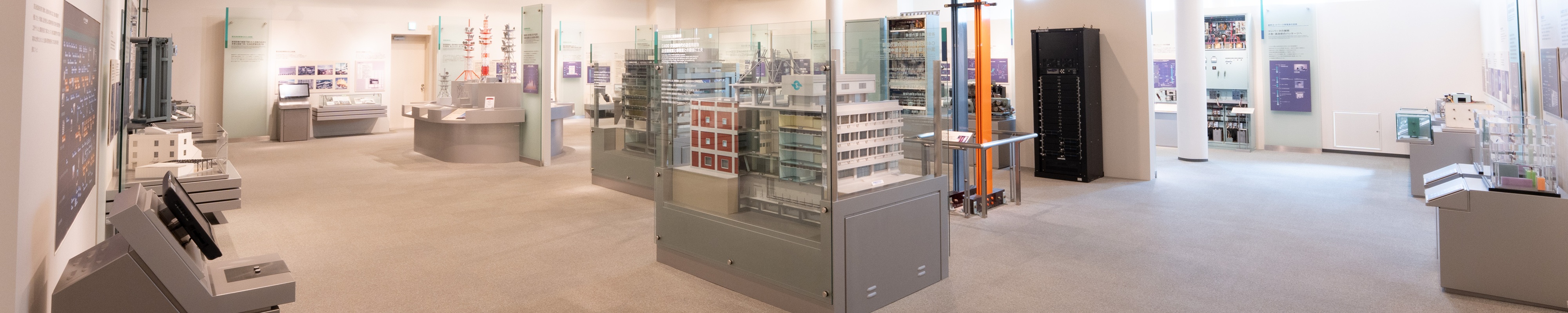 1階「ファシリティの技術」の写真