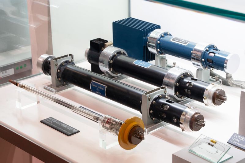 マイクロ波 4GHz 進行波管 4W75A