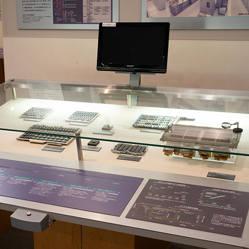 DIPS-1 構成部品（中央処理装置等）