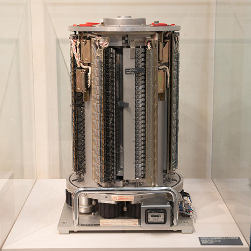 DIPS4150形磁気ドラム記憶装置