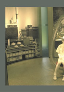 個人向け移動電話サービスの展示パネル画像の一部